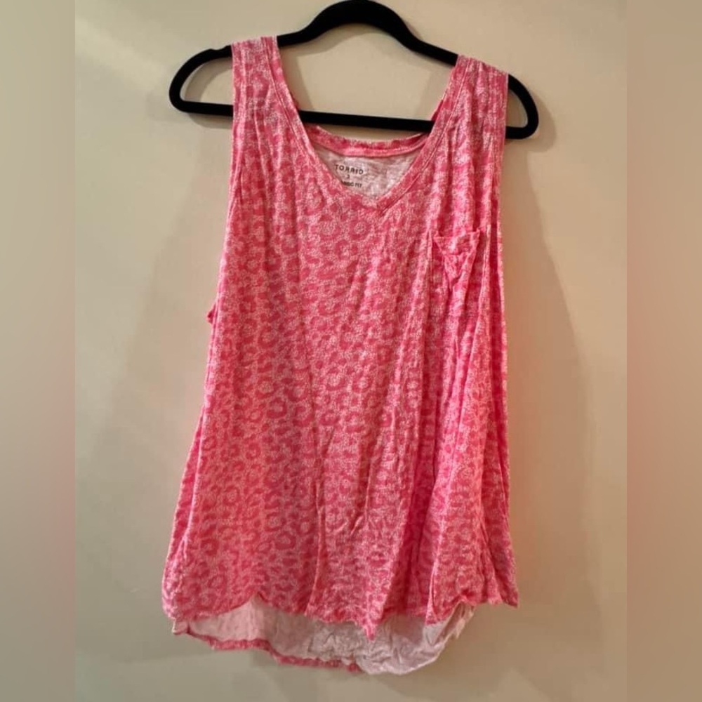 Torrid size 3 tank top nwot